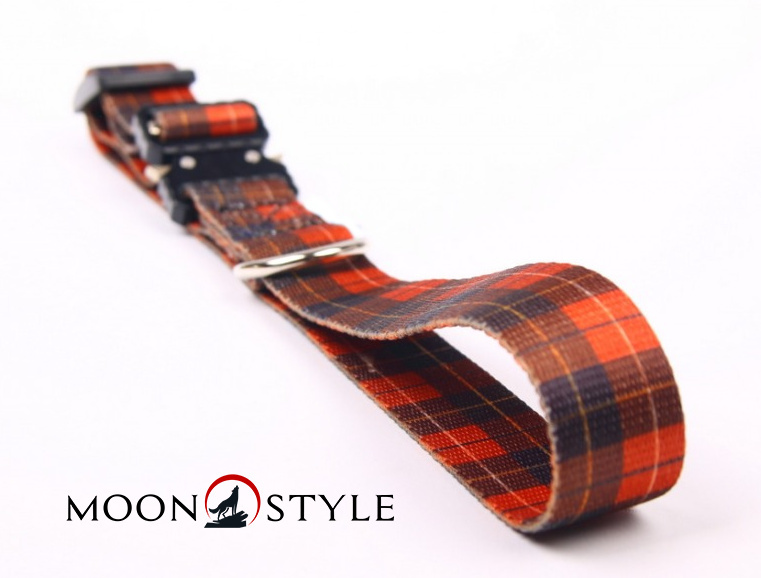 Moon Style - Obroża z metalową klamrą - Szkocka krata - 25mm Moon Style - Obroża z metalową klamrą - Szkocka krata - 25mm